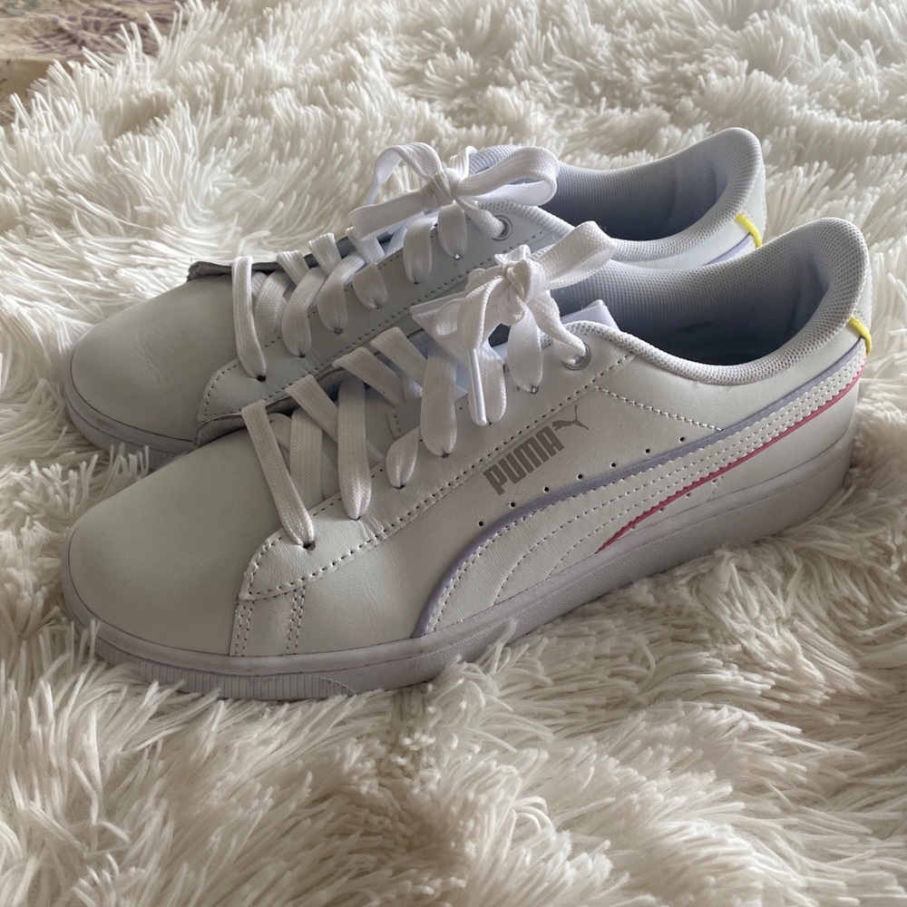 Puma size 7.5 Sneakers White Brand New
